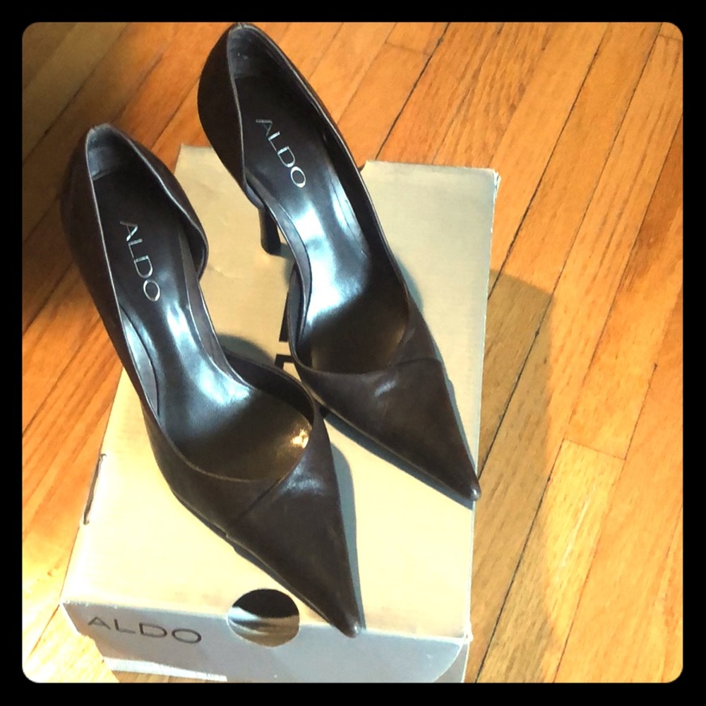 Like New W/ Box Aldo Dark Brown Stilettos
